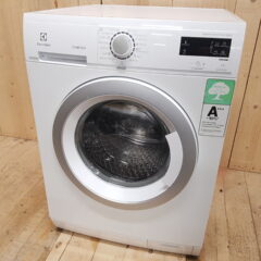 Electrolux vaskemaskine EWF1486HDW / Kapacitet: 8kg / Lydniveau: 51db / 1400rpm / A+++